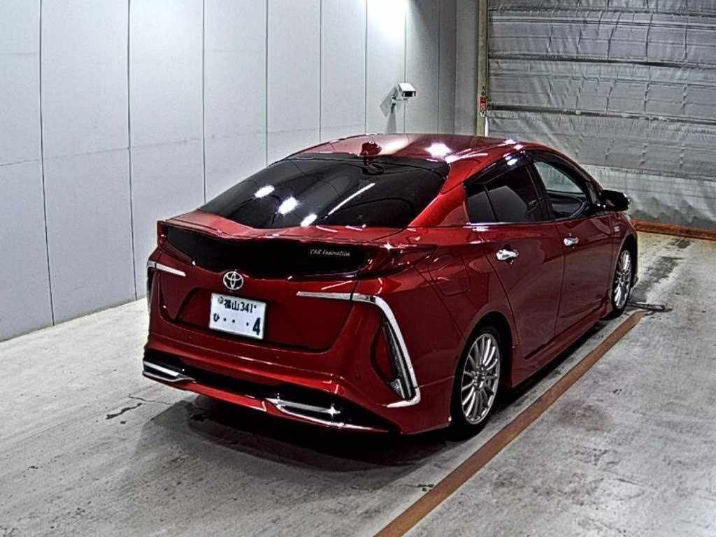 TOYOTA PRIUS PHV