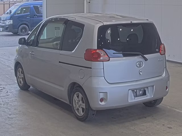 TOYOTA PORTE