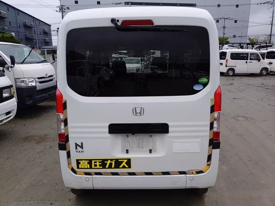 HONDA N-VAN