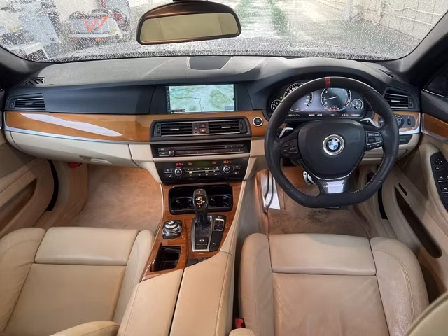 BMW 5-SERIES