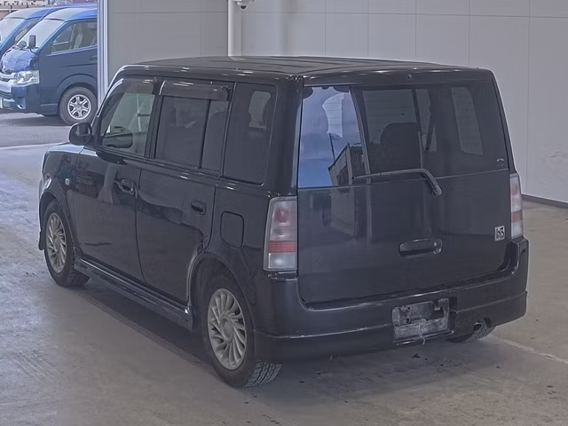 TOYOTA BB