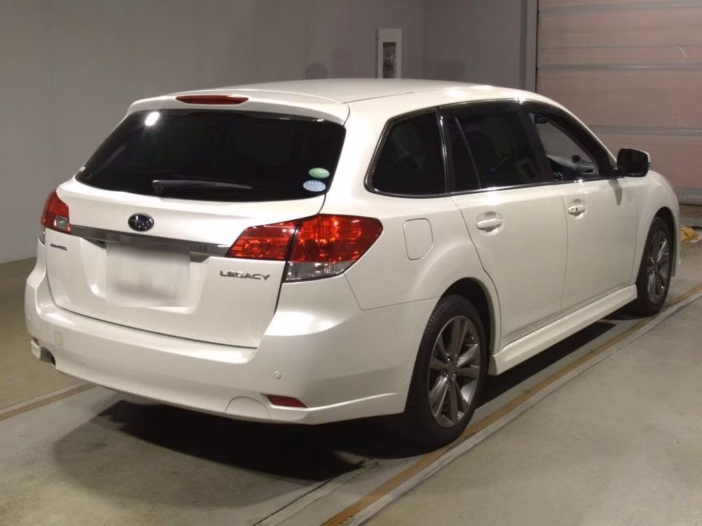 SUBARU LEGACY