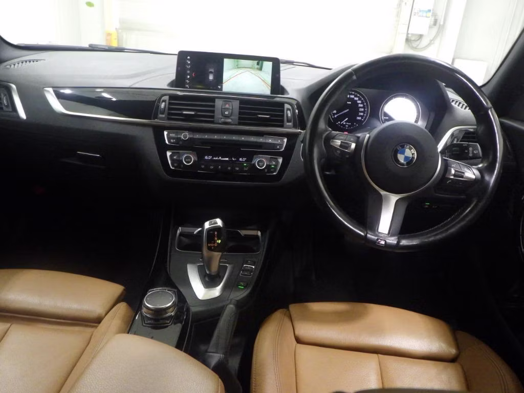 BMW 1-SERIES