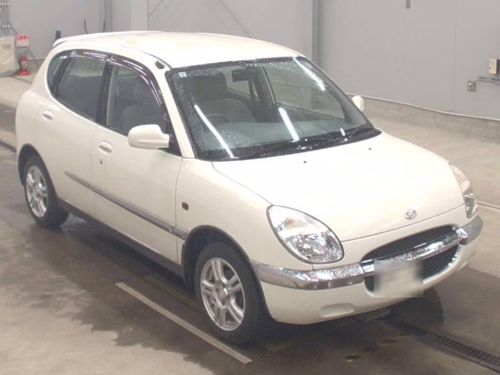 DAIHATSU STORIA