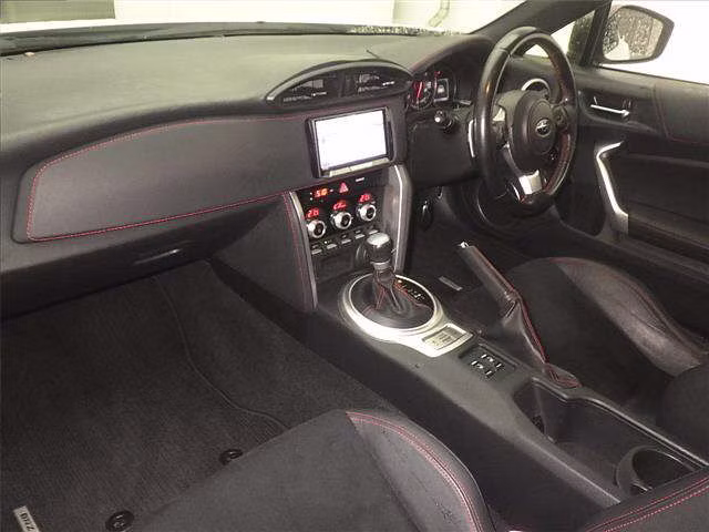 SUBARU BRZ
