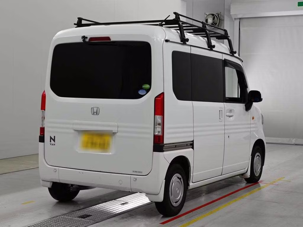 HONDA N-VAN