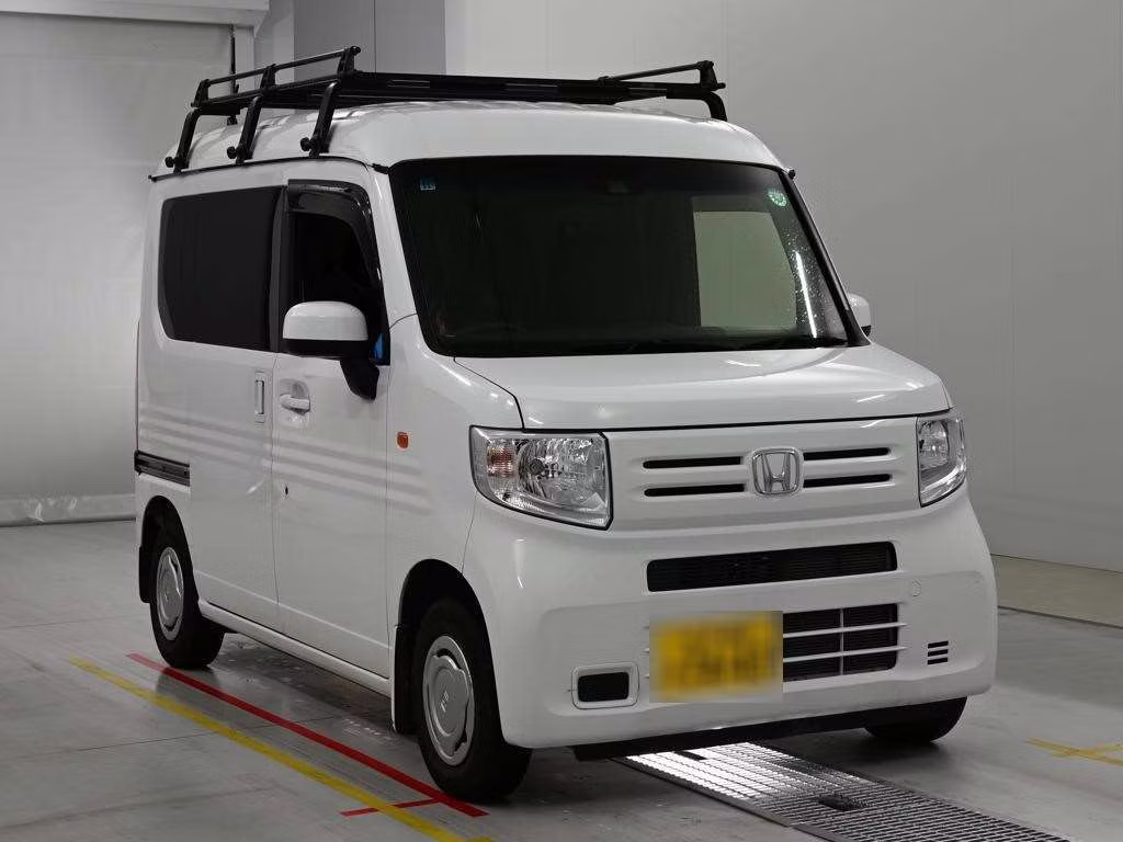 HONDA N-VAN