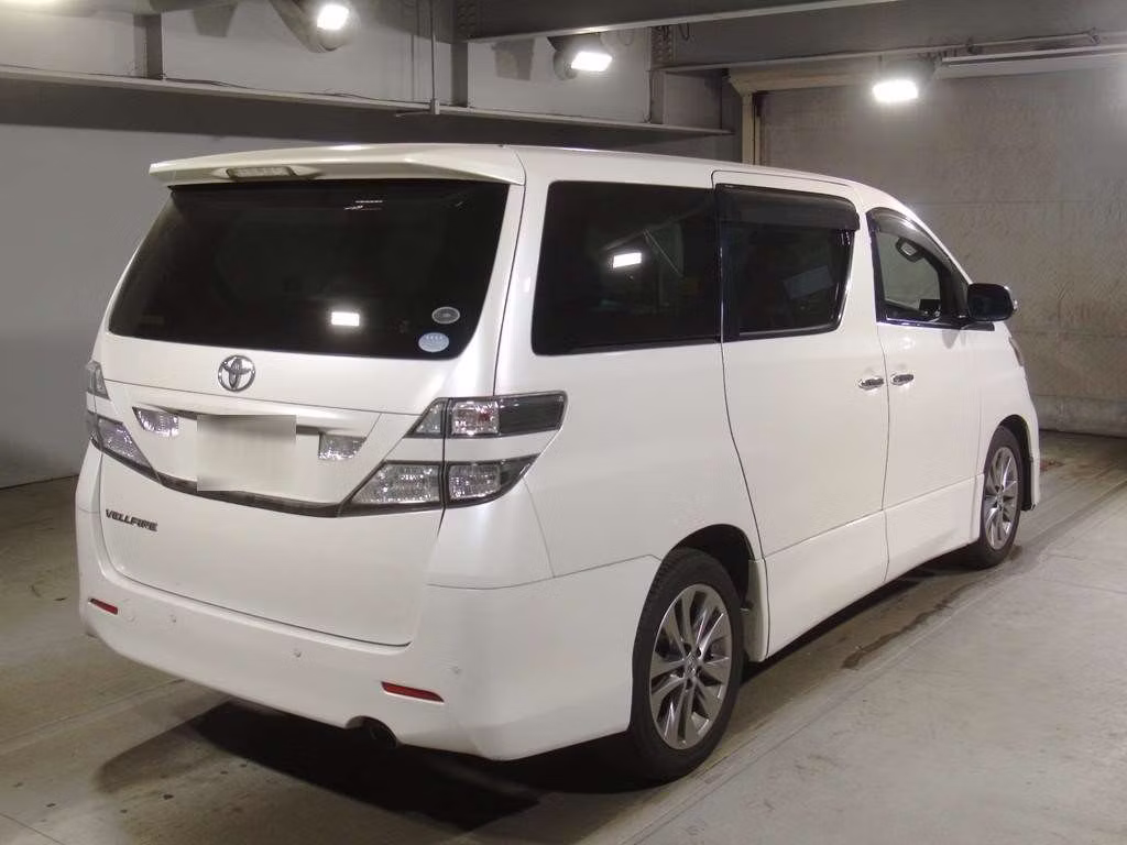 TOYOTA VELLFIRE