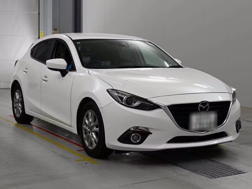 MAZDA AXELA