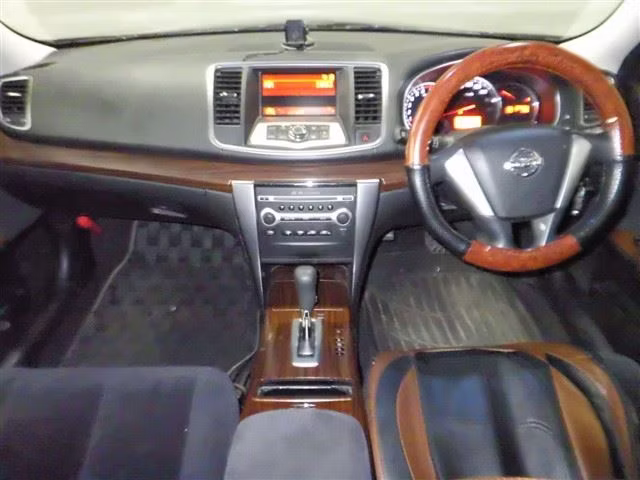 NISSAN TEANA