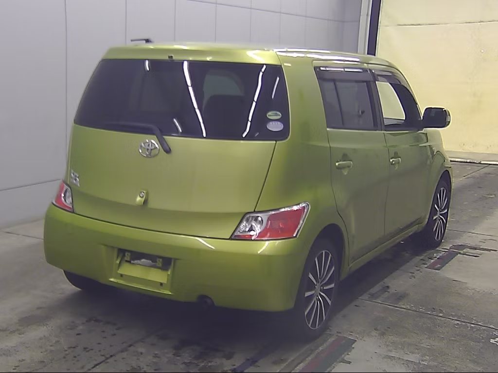 TOYOTA BB