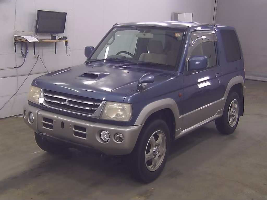 MITSUBISHI PAJERO MINI