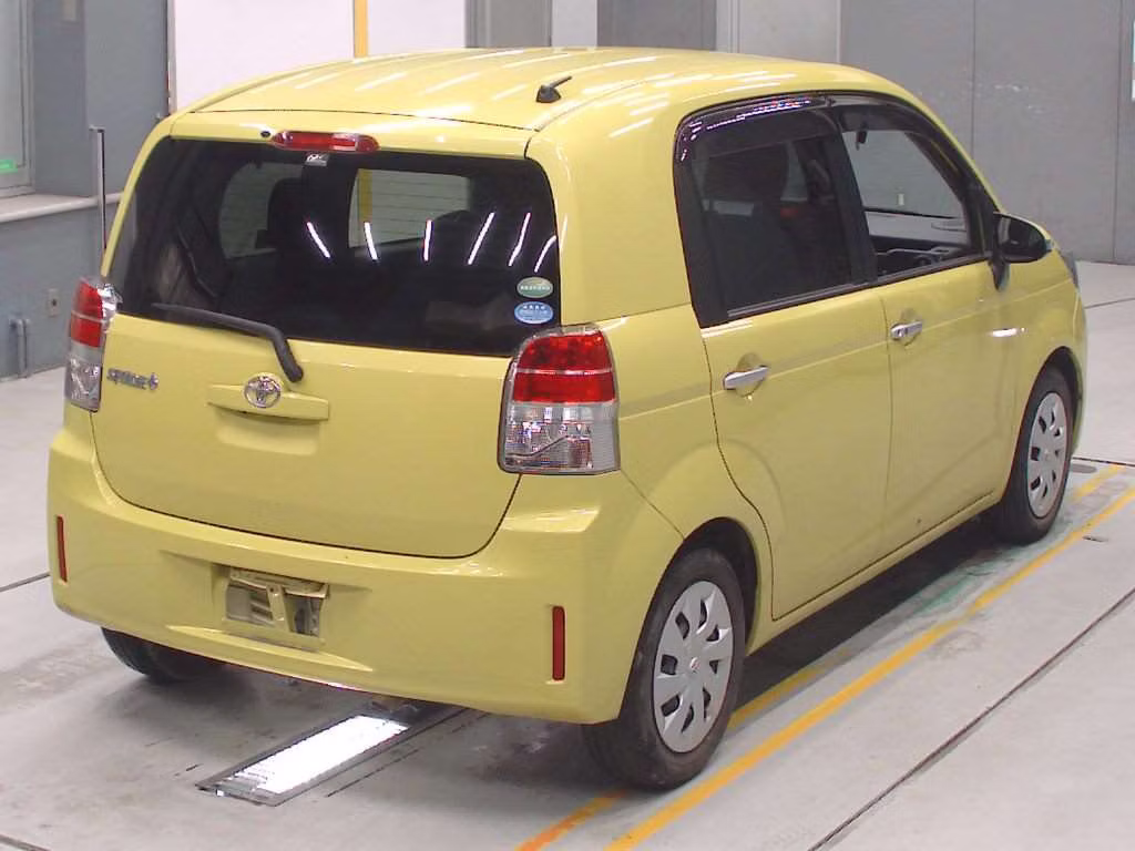 TOYOTA SPADE
