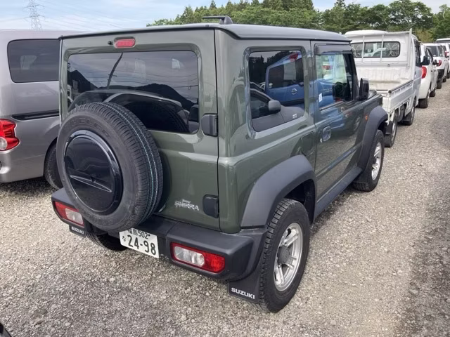 SUZUKI JIMNY SIERRA