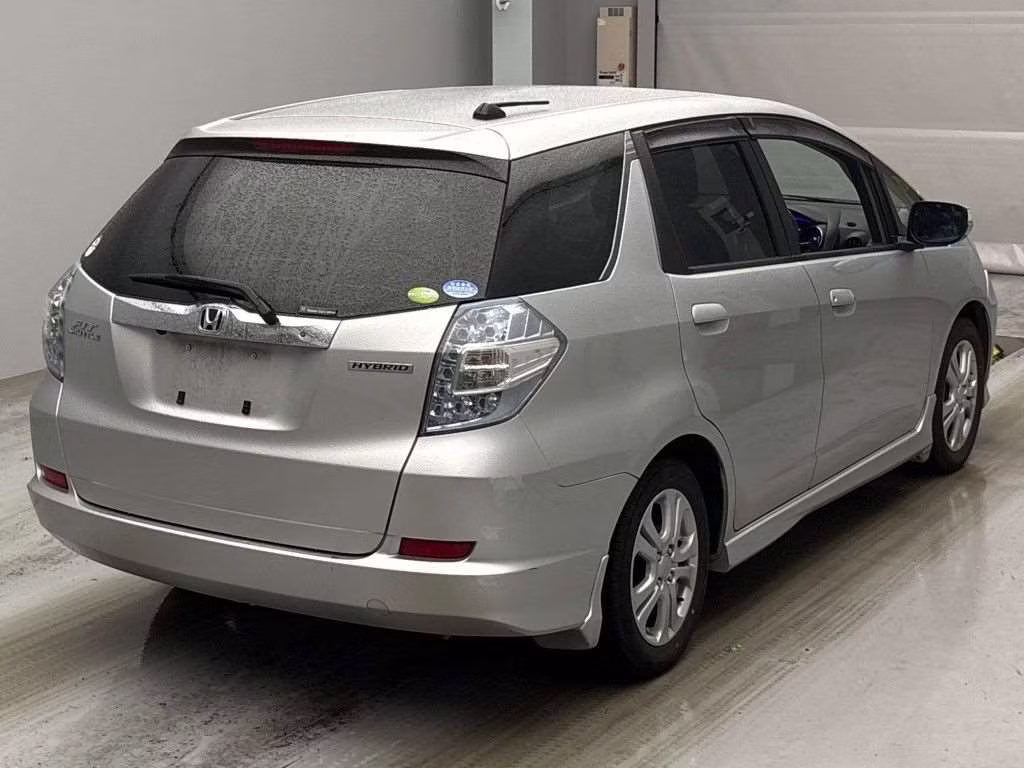 HONDA FIT SHUTTLE
