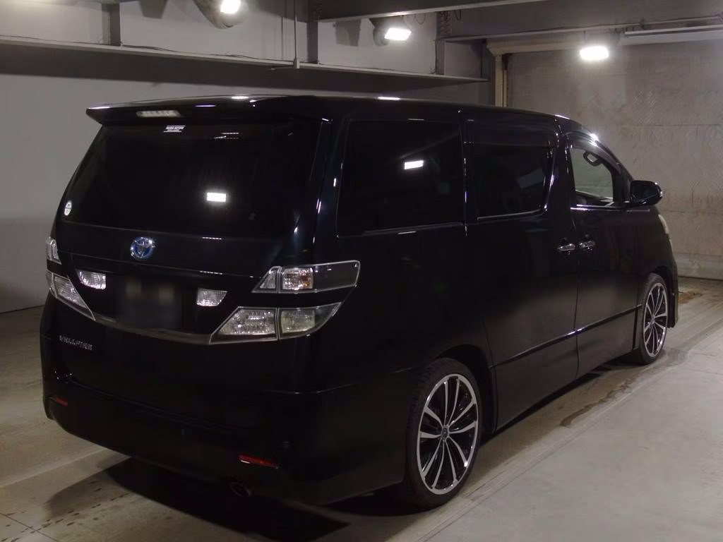 TOYOTA VELLFIRE