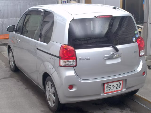 TOYOTA PORTE