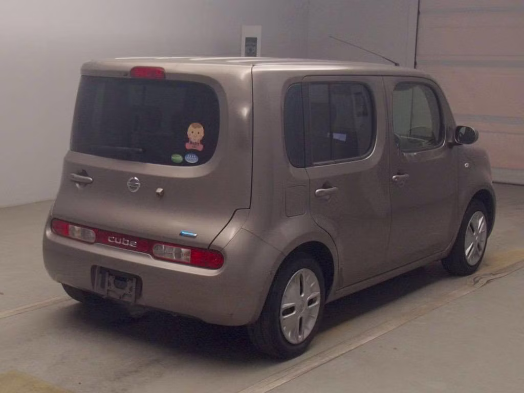 NISSAN CUBE