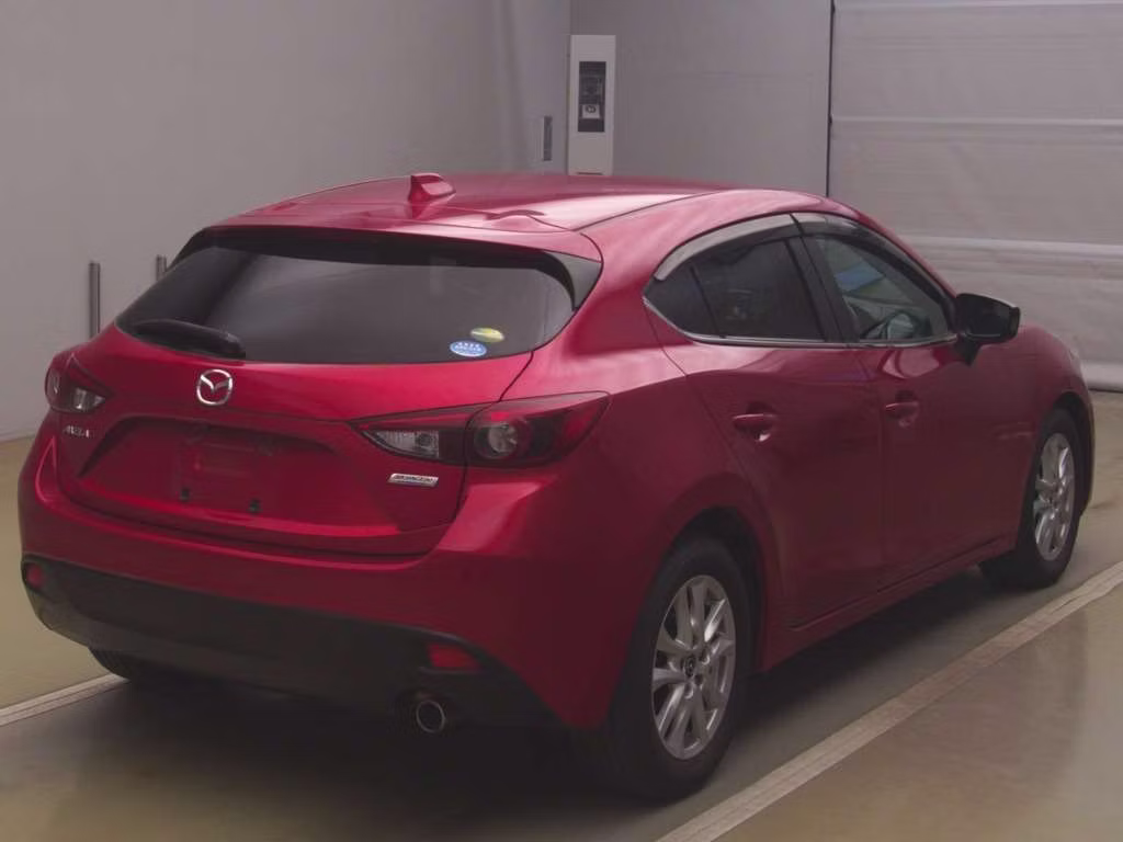 MAZDA AXELA