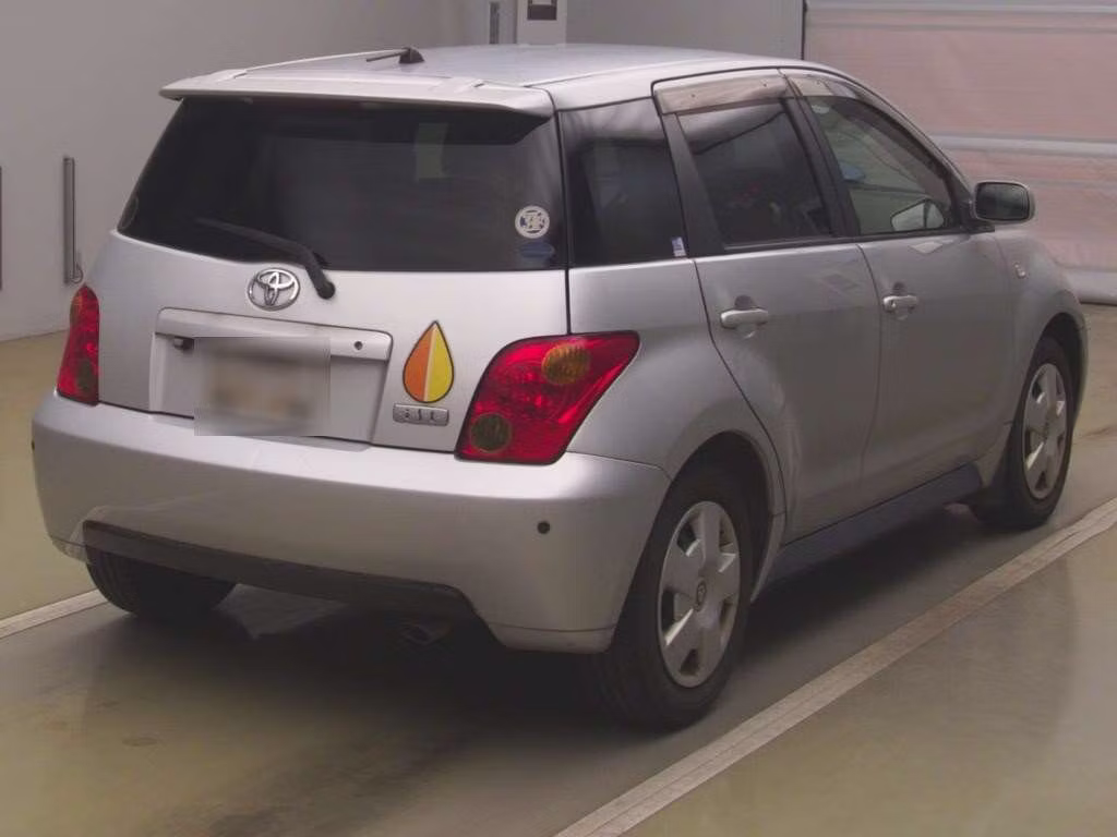 TOYOTA IST
