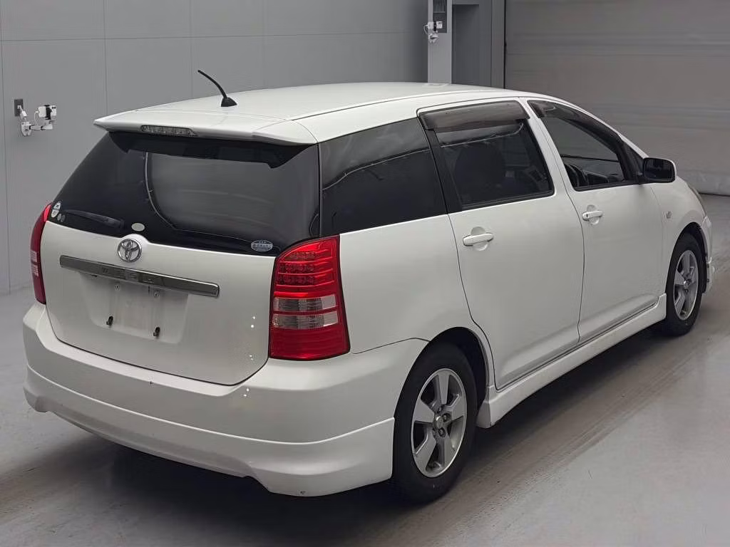 TOYOTA WISH