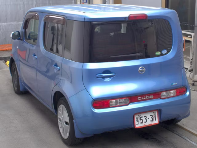 NISSAN CUBE