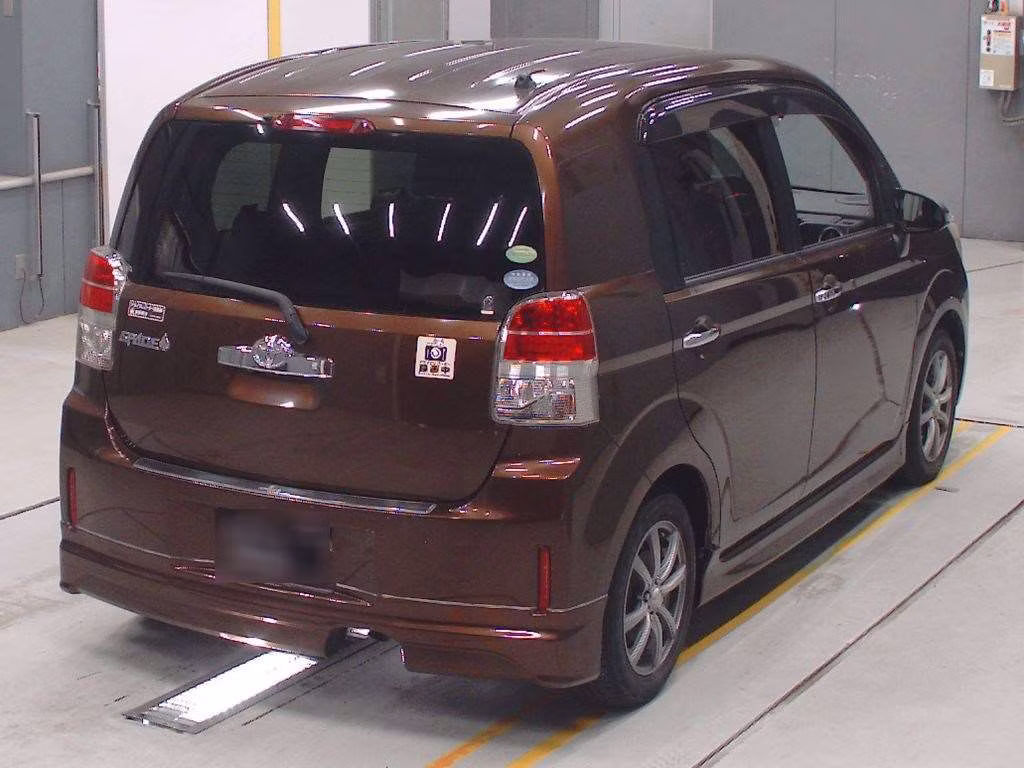 TOYOTA SPADE