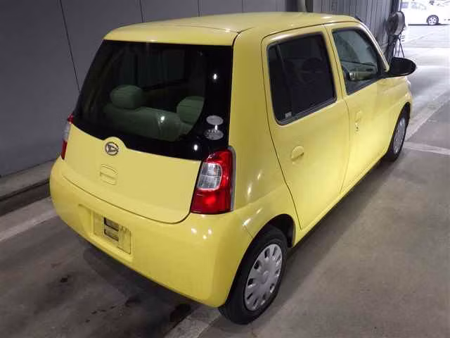 DAIHATSU ESSE