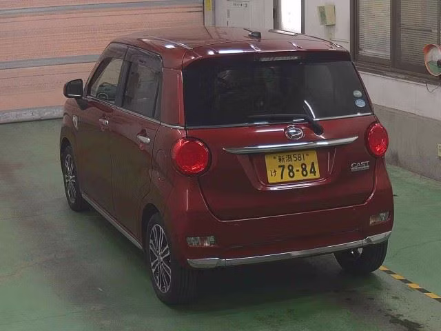 DAIHATSU CAST