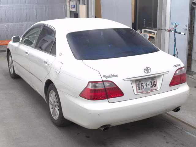 TOYOTA CROWN