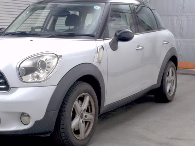 MINI CROSSOVER