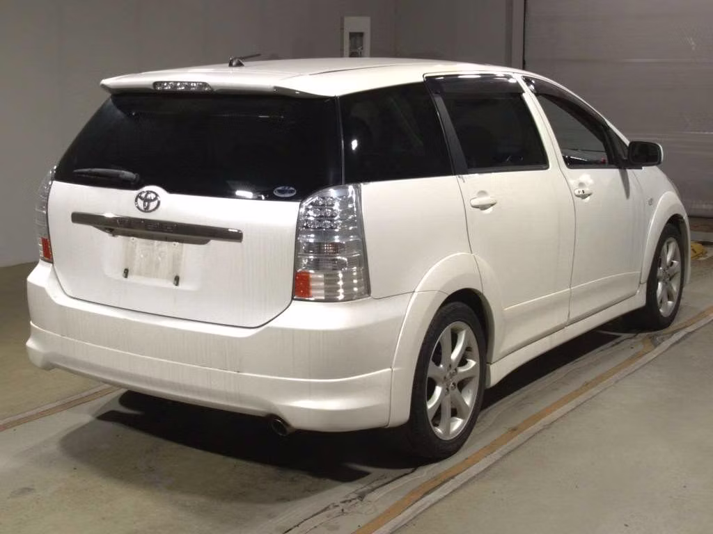 TOYOTA WISH