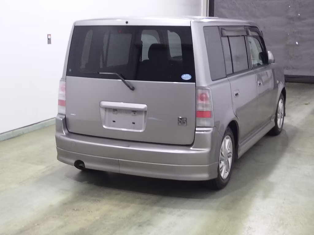 TOYOTA BB