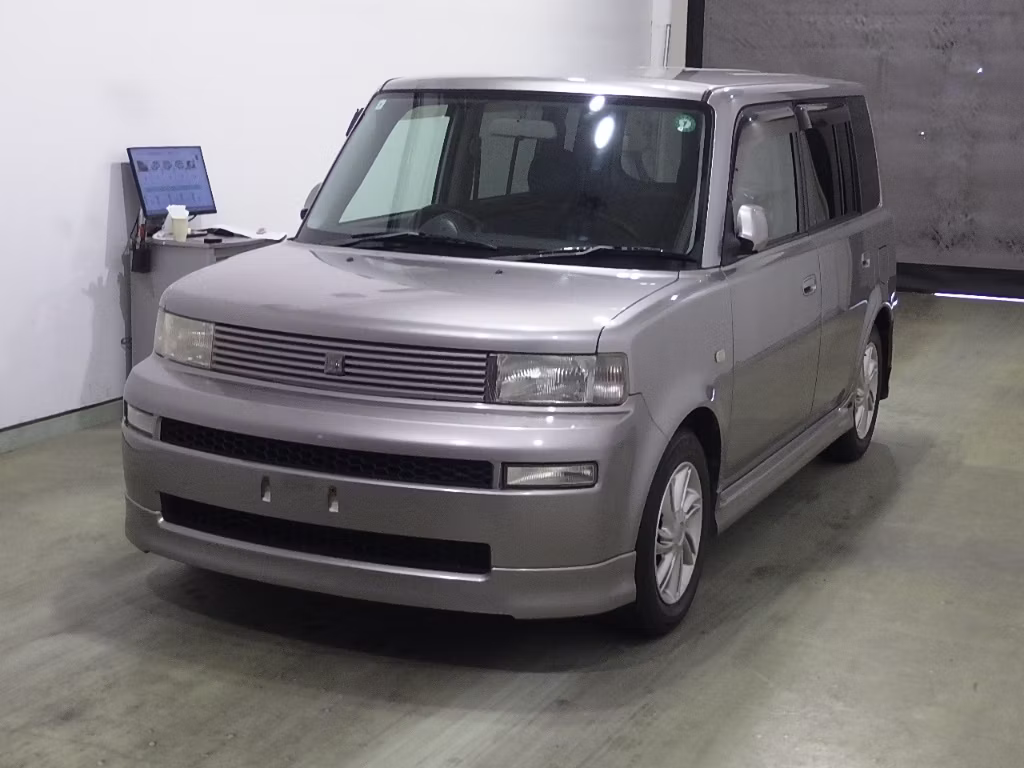 TOYOTA BB
