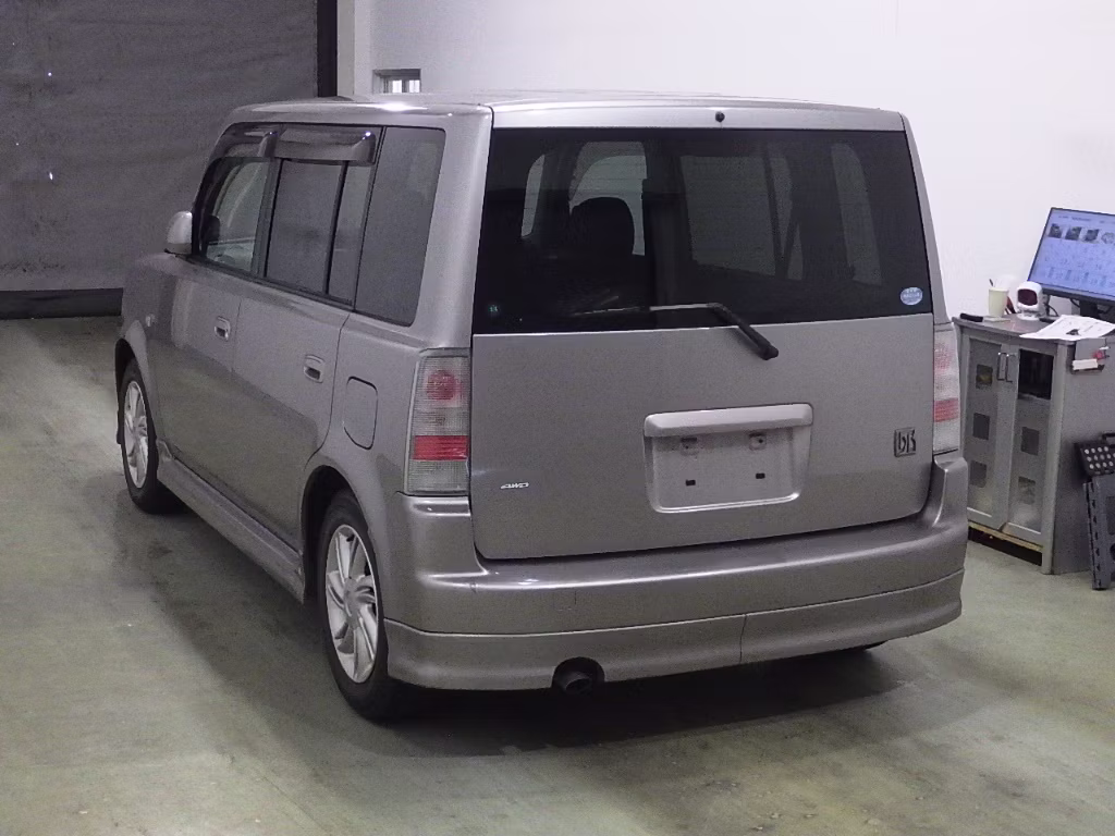 TOYOTA BB