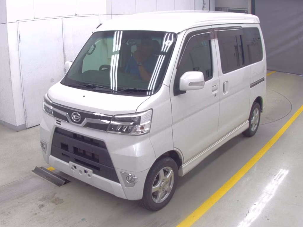 DAIHATSU ATRAI