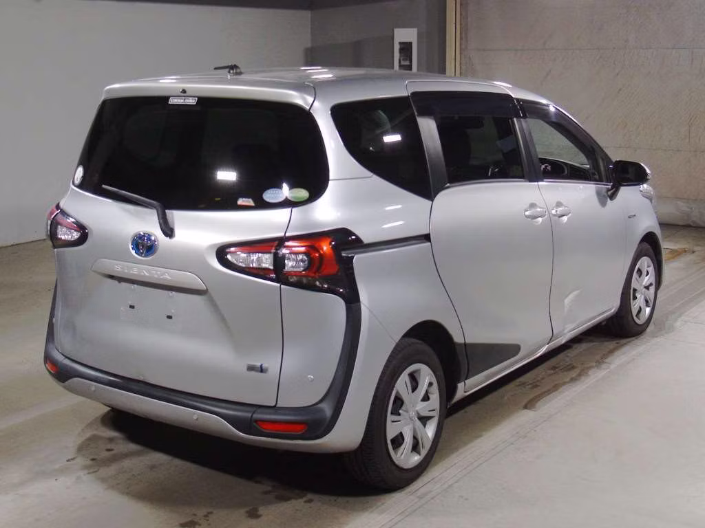 TOYOTA SIENTA