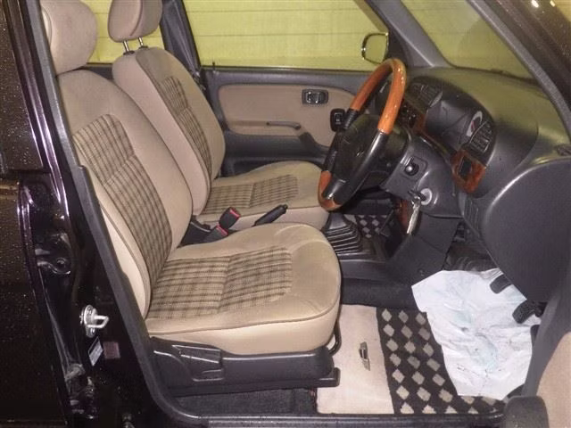 DAIHATSU MIRA GINO