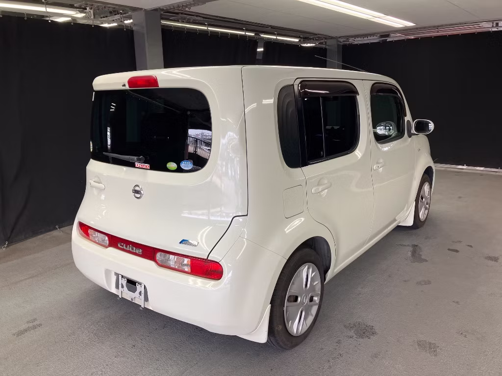 NISSAN CUBE