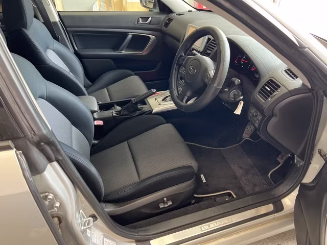 SUBARU LEGACY