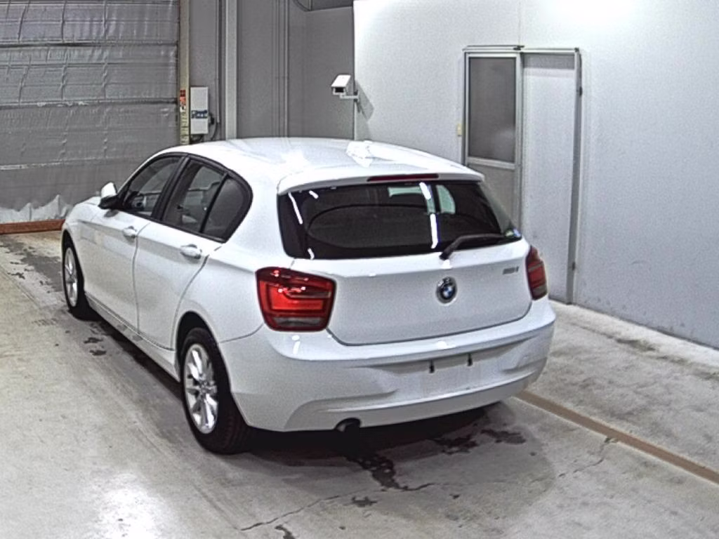 BMW 1-SERIES