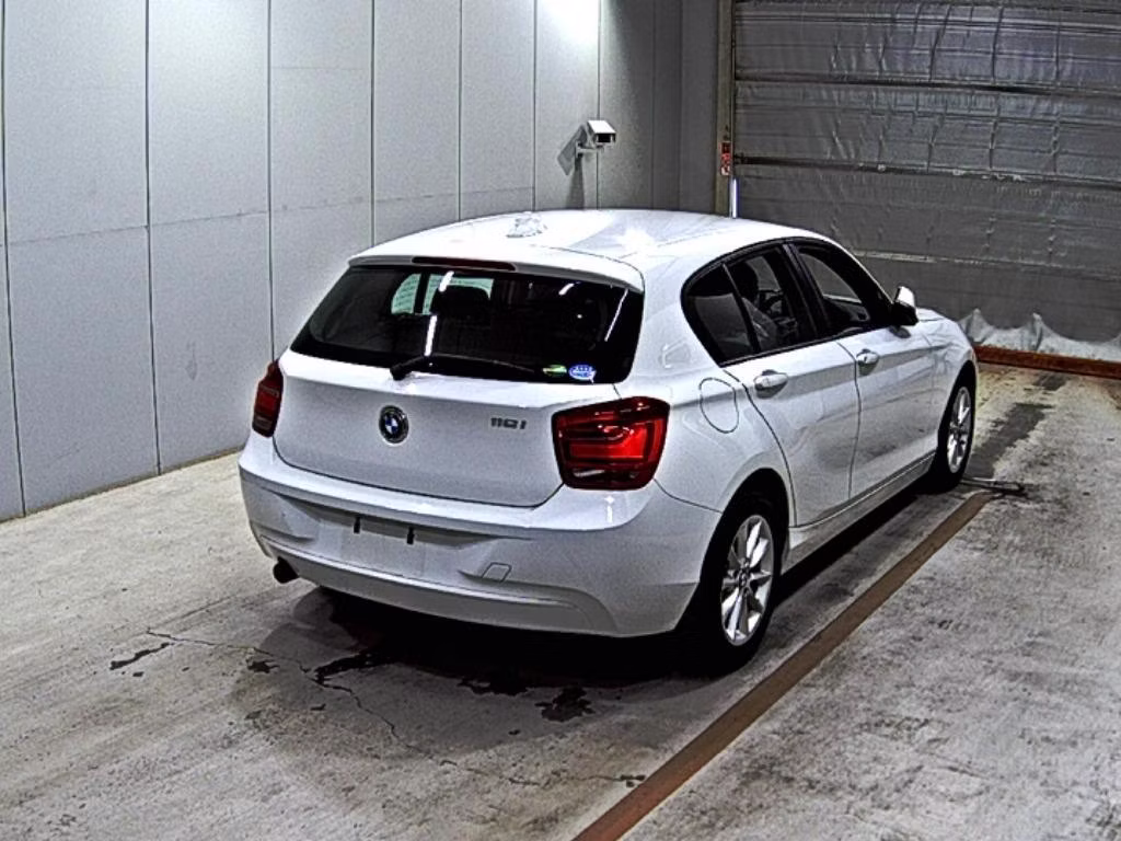 BMW 1-SERIES