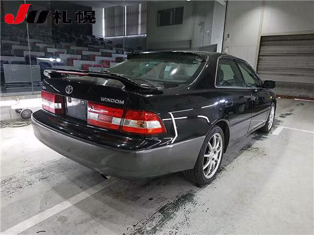 TOYOTA WINDOM