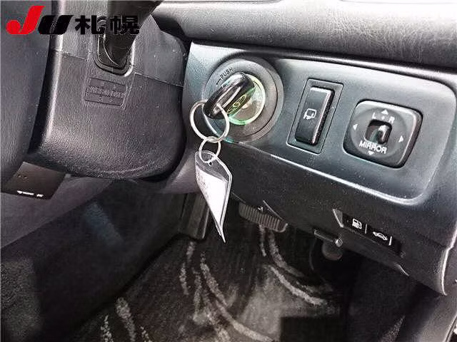 TOYOTA WINDOM