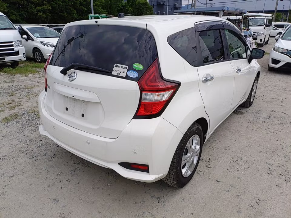 NISSAN NOTE