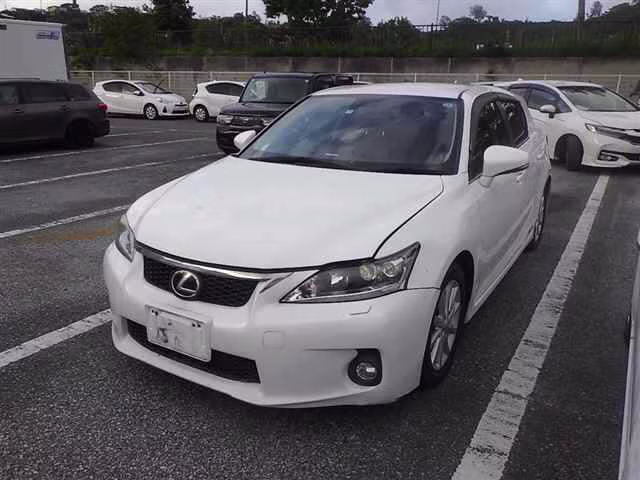 LEXUS CT200H