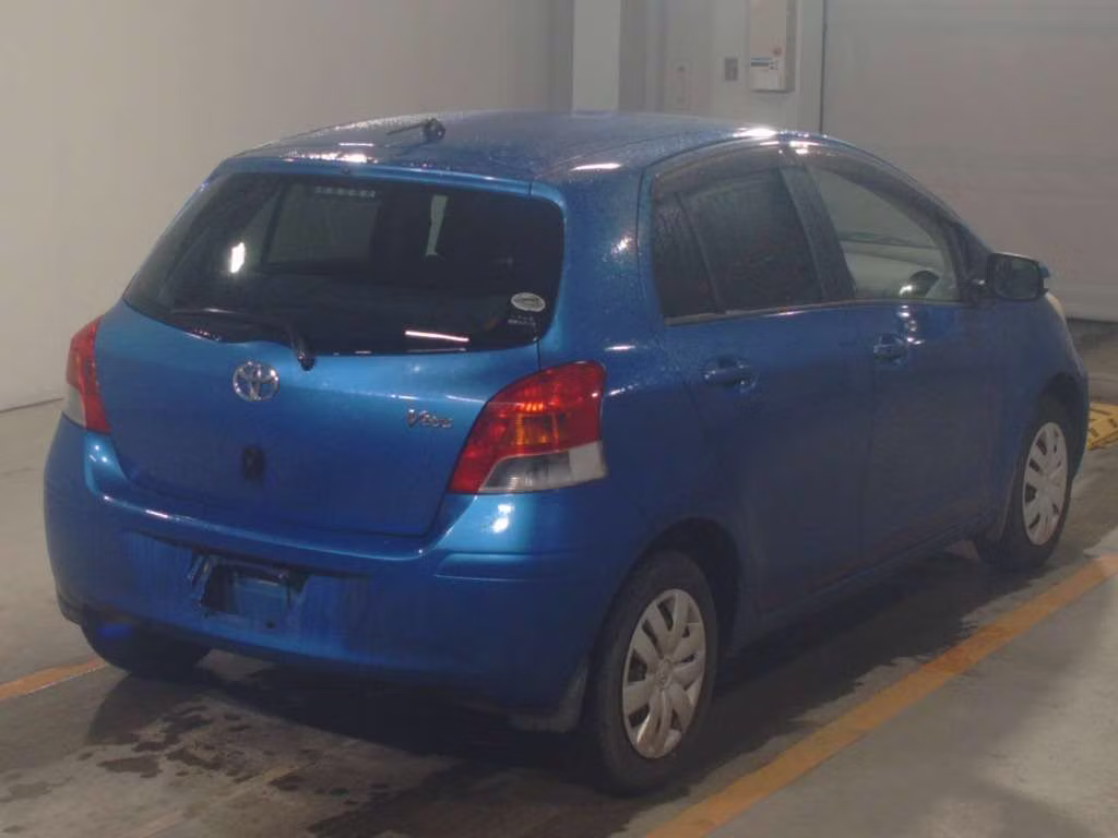 TOYOTA VITZ