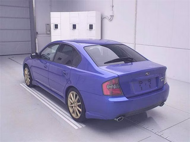 SUBARU LEGACY B4