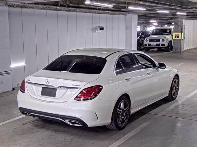 MERCEDES-BENZ C-CLASS