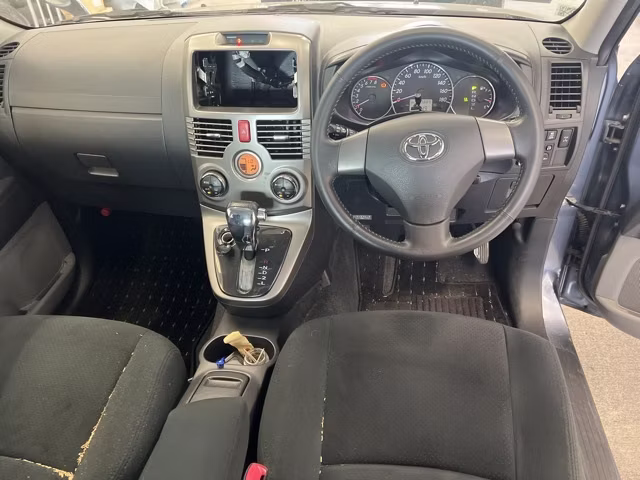 TOYOTA RUSH